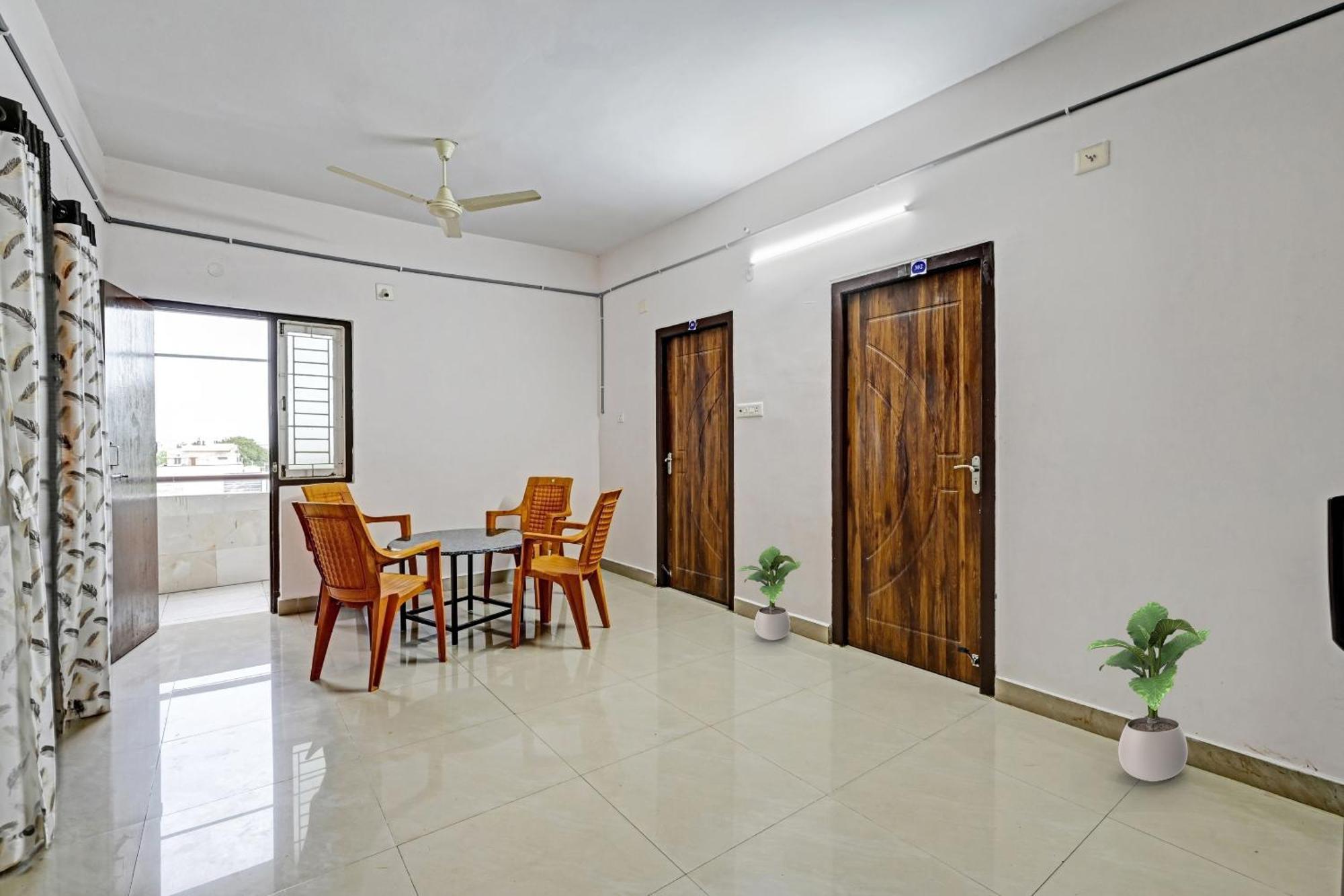 Hotel O Coastal Inn Luxury Service Apartments Какинада Экстерьер фото